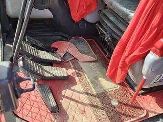 2023-komatsu-pc240lc-7-44148861