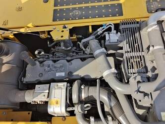 2023-komatsu-pc240lc-7-44148864