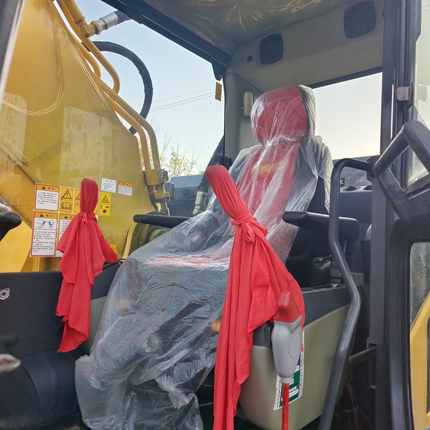 2023 Komatsu PC450-8-44148888