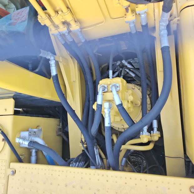 2023 Komatsu PC450-8-44148889