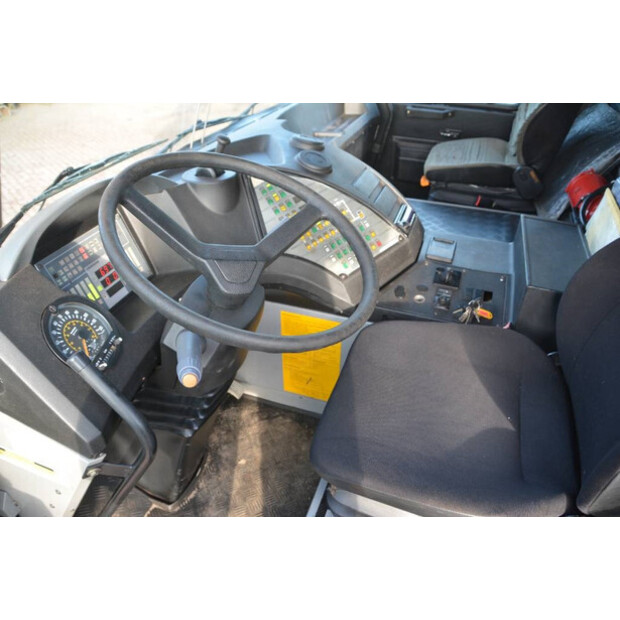 2004 ليبهير LTM1100-2-44148975