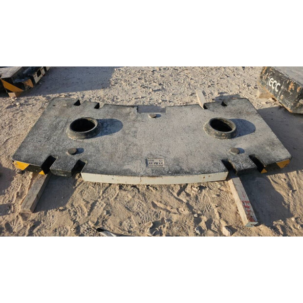 2017 GROVE GMK4100L-1-44149064