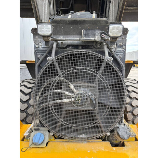 2017 فولفو L90H-44150098