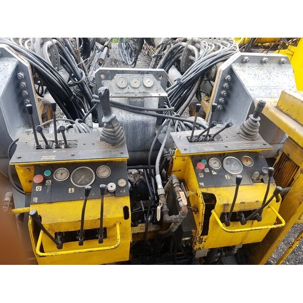 2004 Atlas Copco ROCKET BOOMER L2C-44150575