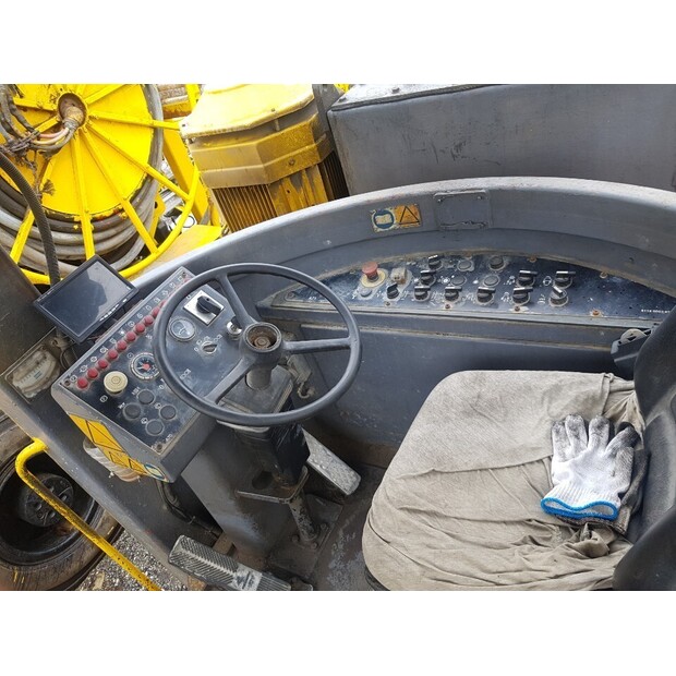 2004 Atlas Copco ROCKET BOOMER L2C-44150577