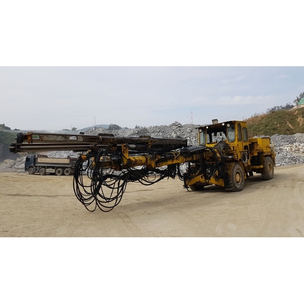 1998 اطلس كوبكو Boomer 352-44150601