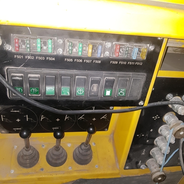 2002 Atlas Copco D5-44150795