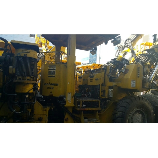 1997 Atlas Copco Boomer 352-44150856