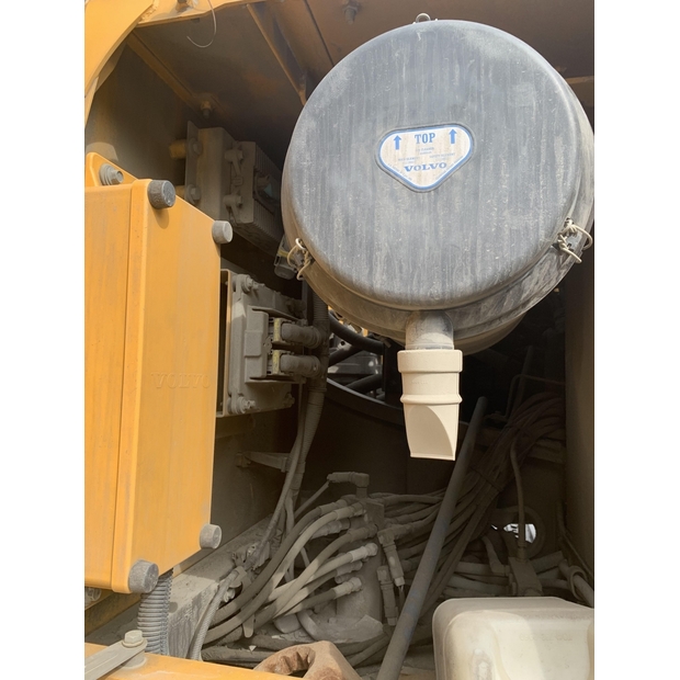 Volvo EC300DL-44150886