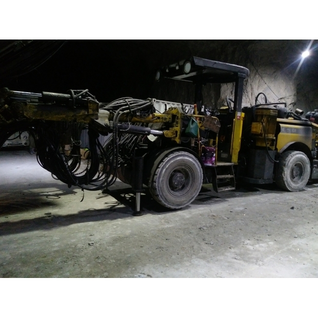 2005 اطلس كوبكو Rocket boomer M2D-44150957