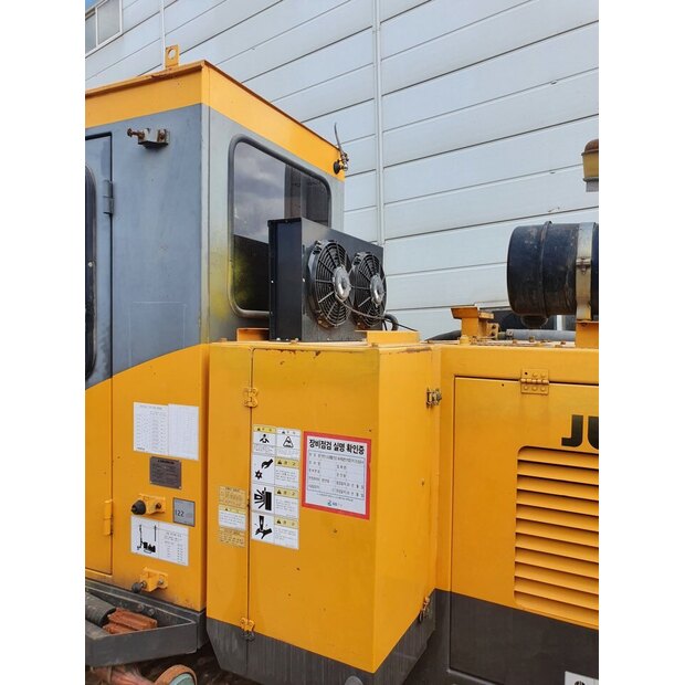 2011 Junjin JD800-44151018