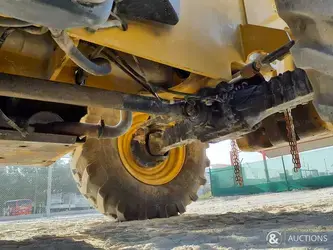 2016-caterpillar-th417c-gc-1380143-44151265