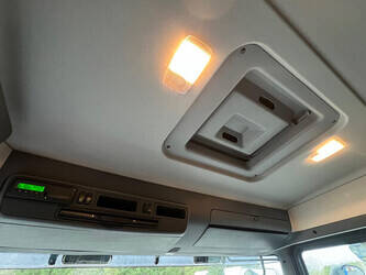 2012-scania-r560-1389873-44151359