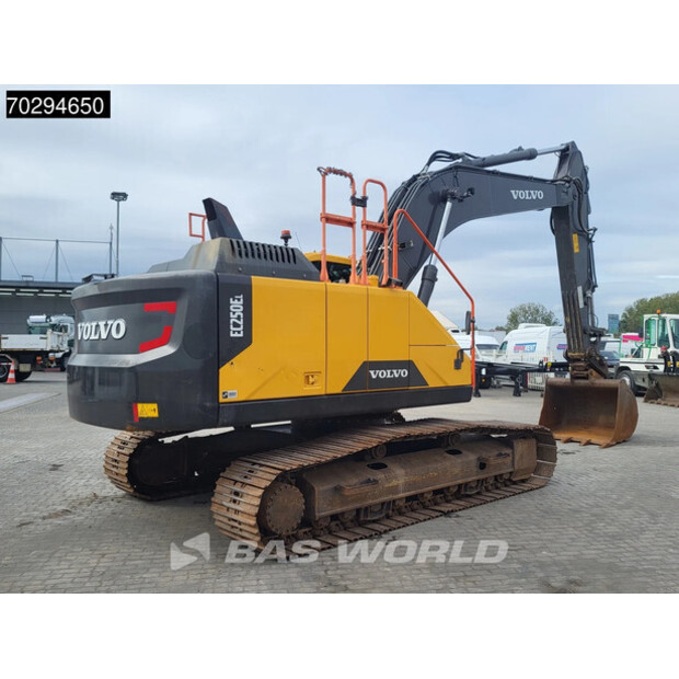 2019 Volvo EC250EL-44151498