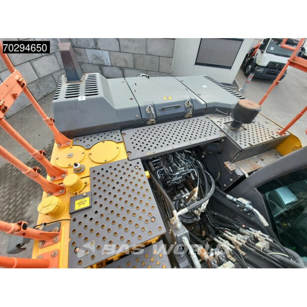 2019 Volvo EC250EL-44151513