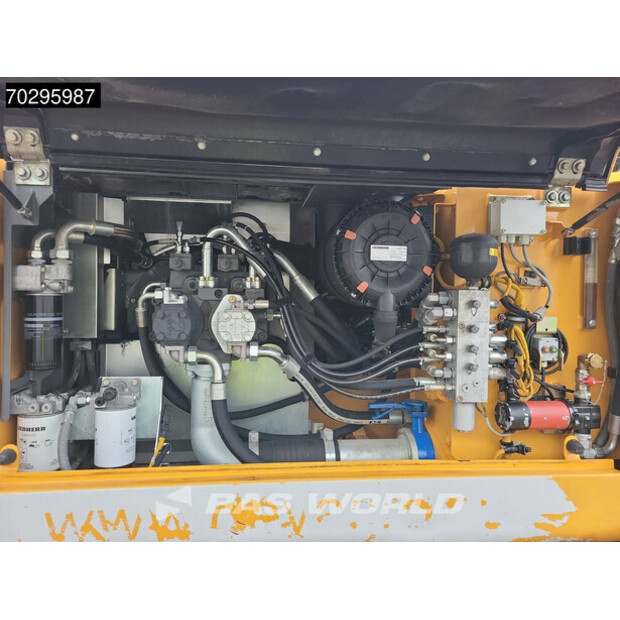 2016 Liebherr R922LC-44151544