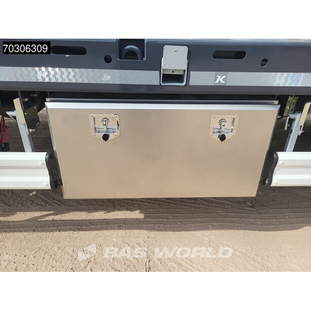 2025 Kässbohrer LB3E-44151844