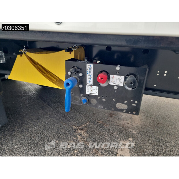 2025 كرون OTHERS-44152396