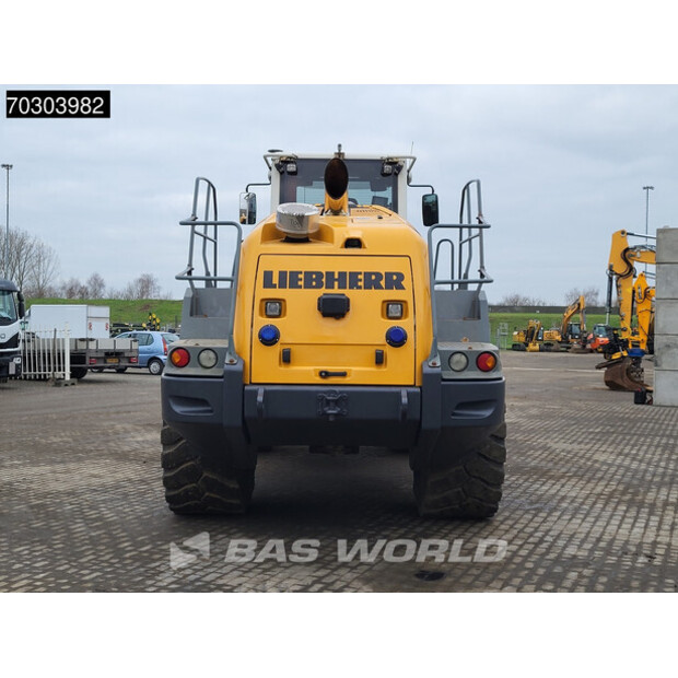 2015 Liebherr L576-44152592