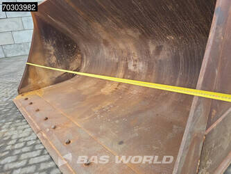 2015-liebherr-l576-44152597