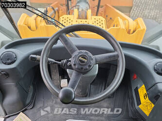 2015-liebherr-l576-44152613