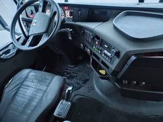 2013-volvo-fh-540-1392537-44152774