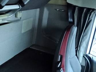 2013-volvo-fh-540-1392537-44152778