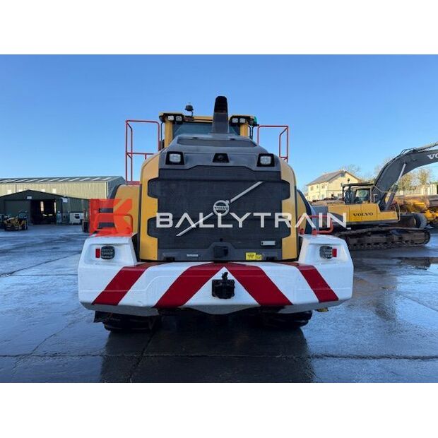 2019 فولفو L180H-44158671