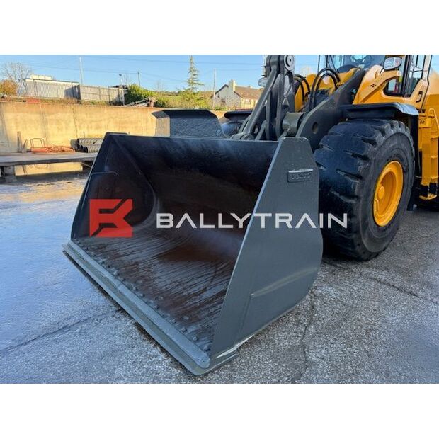 2019 فولفو L180H-44158721