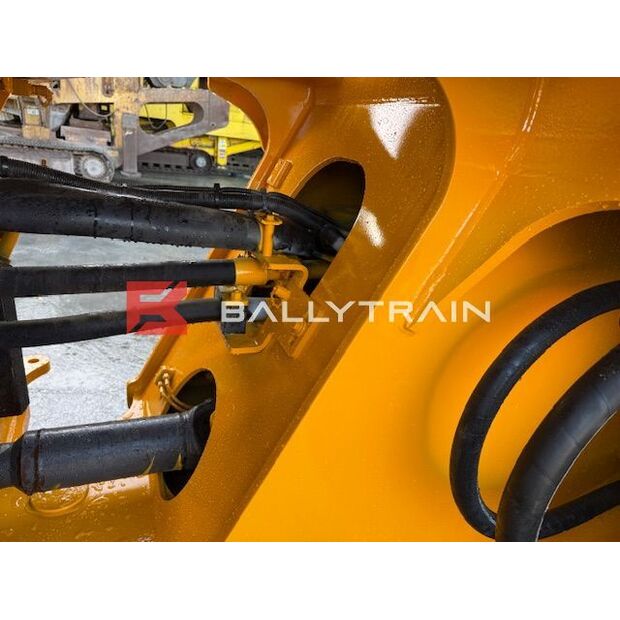 2019 فولفو L180H-44158753