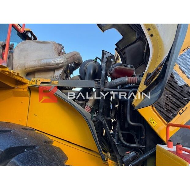 2019 فولفو L180H-44158760