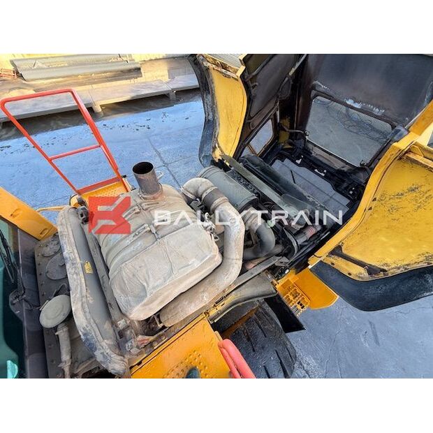 2019 فولفو L180H-44158764