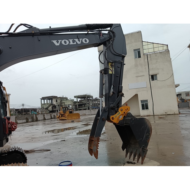 2022 Volvo EC140D-44165862