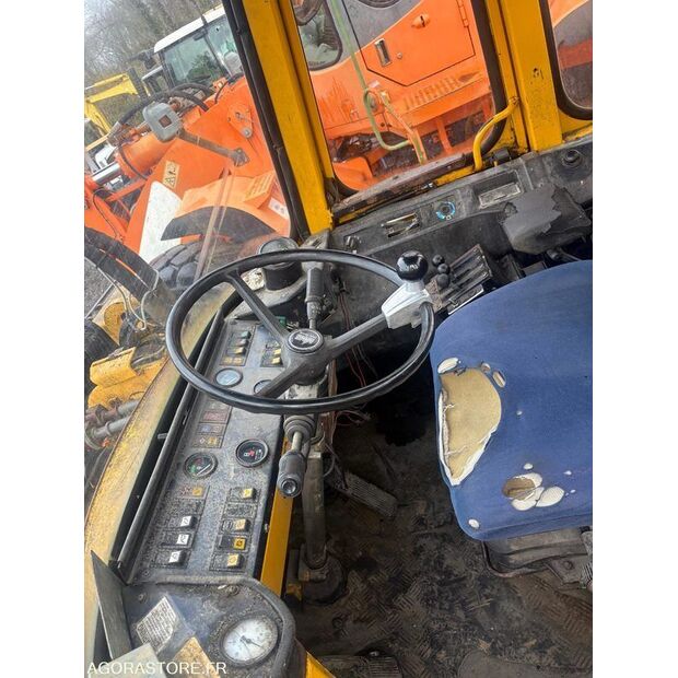 فولفو L120-44167039