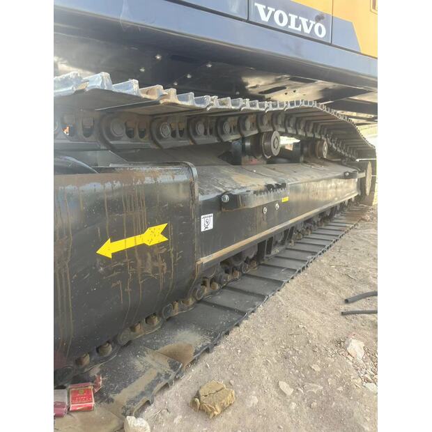 2023 Volvo EC240BLC-44167044