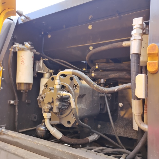 2024 فولفو EC290BLC-44167137