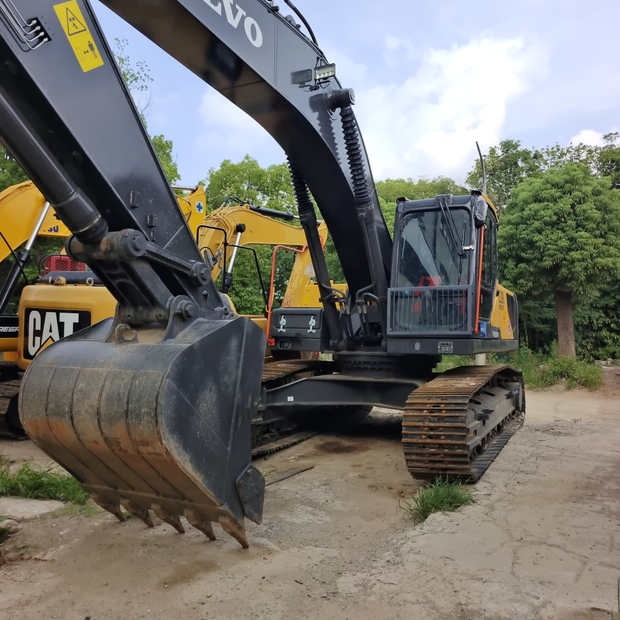 2024 فولفو EC290BLC-44167141