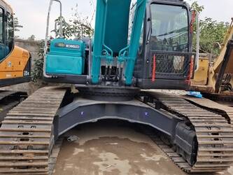 صورة ل حفارات 2023 كوبيلكو SK260 للبيع في الصّين