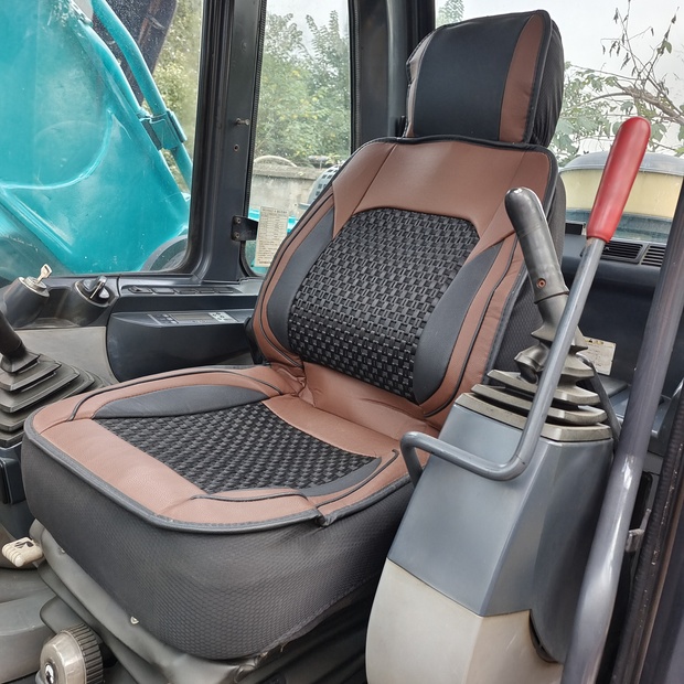 2023 كوبيلكو SK260-44167885