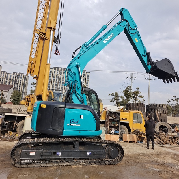 2023 KOBELCO SK135SR-44167916