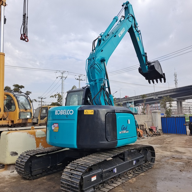 2023 KOBELCO SK135SR-44167917