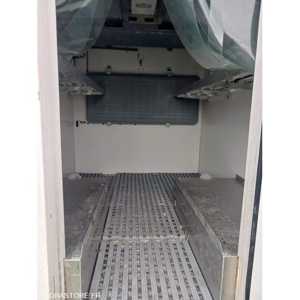 2017 أوبل Vivaro-44168249