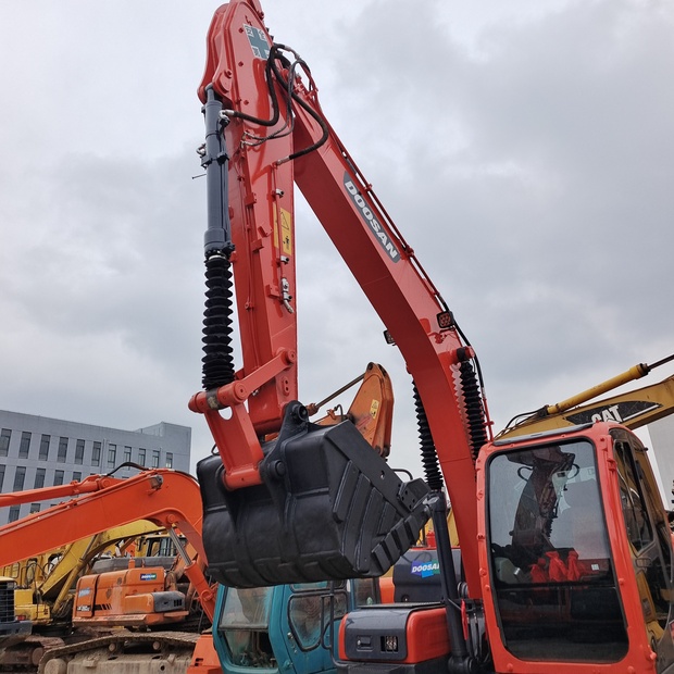 2023 Doosan DH150LC-7-44168264