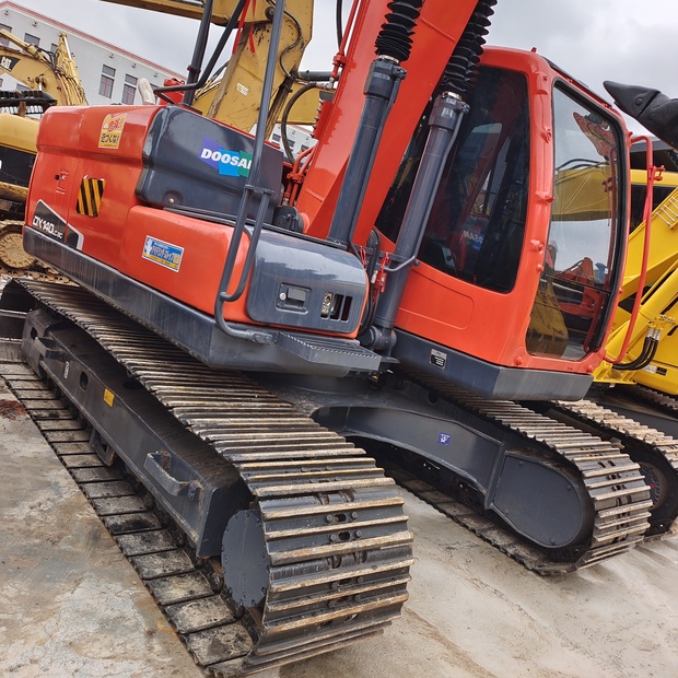 2023 Doosan DH150LC-7-44168268