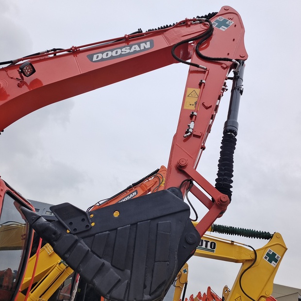 2023 Doosan DH150LC-7-44168269