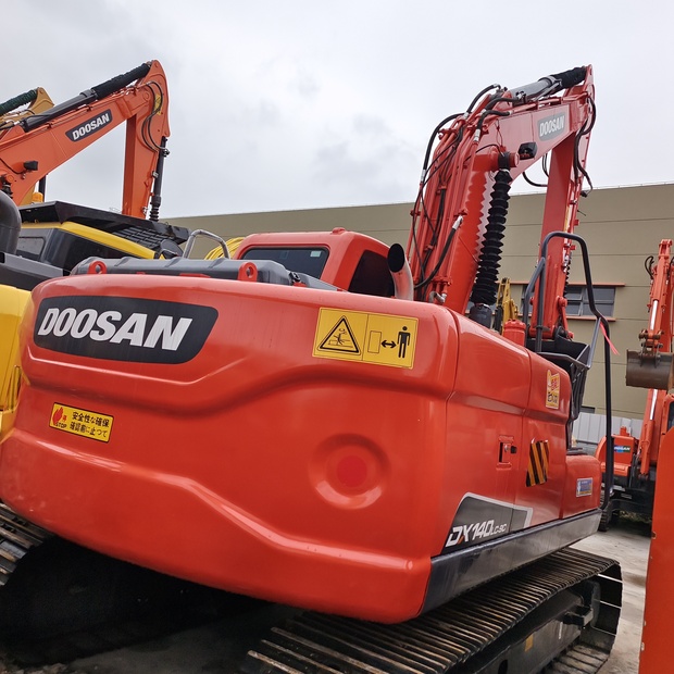 2023 Doosan DH150LC-7-44168271