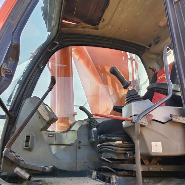 2023 Doosan DX500-44168281