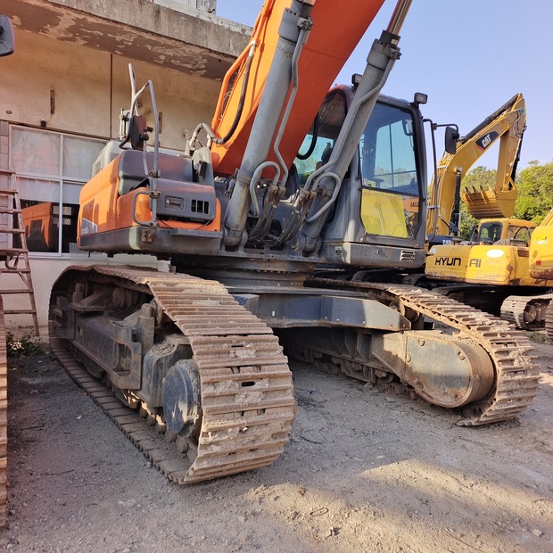 2023 دووسان DX530-44168291