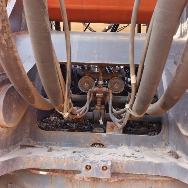 2023 دووسان DX530-44168292