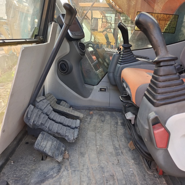 2023 دووسان DX530-44168296